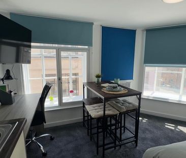 1 bedroom apartment to rent - Photo 2