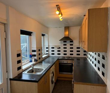 2 bedroom terraced house to rent - Photo 6