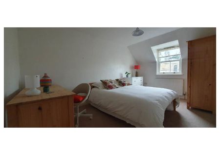 5 bedroom private hall to rent - Photo 2