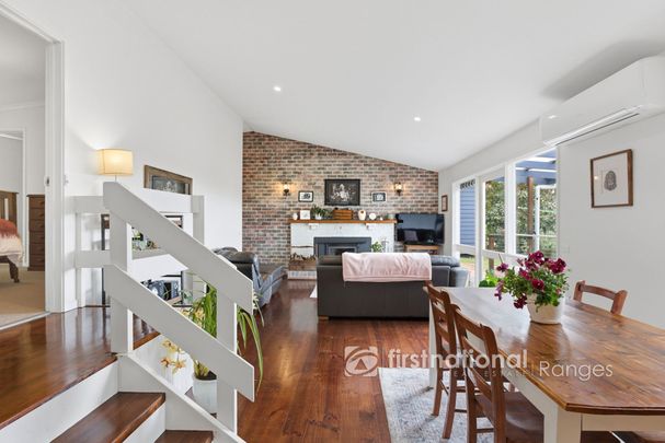 Private Hills Sanctuary with stunning views - Photo 1