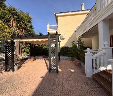 4 room luxury House for rent in Paterna, Spain - Photo 4