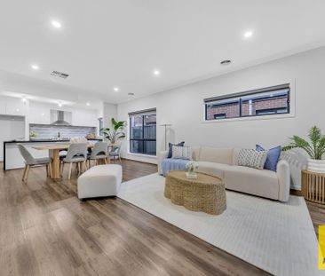 Sophisticated Contemporary Living in a Thriving Community - Photo 2