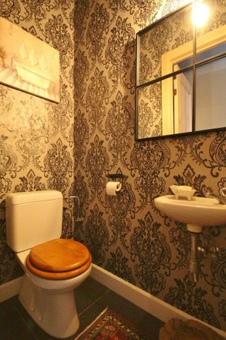 Charmante gemeubelde hoekwoning gelegen in het hartje van Zoutleeuw - Photo 2