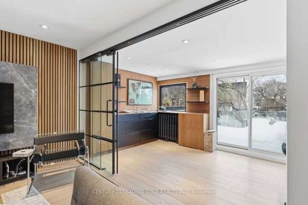66 West Avenue apartment — Toronto, ON (4-Bedroom) - 4 Bedroom - Photo 4