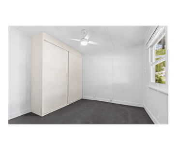 Peaceful Family Living Near the Mountains – 3 Bedroom Home in Cathe... - Photo 1