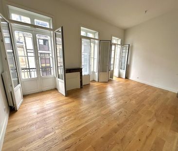 Location Appartement 2 pièces 49m² BORDEAUX 33000 - Photo 2