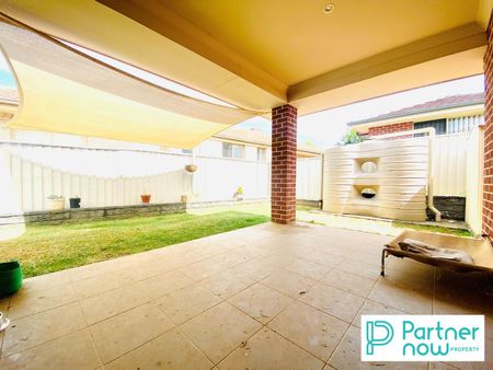 17 Hibiscus Way, TAMWORTH NSW 2340 - Photo 3