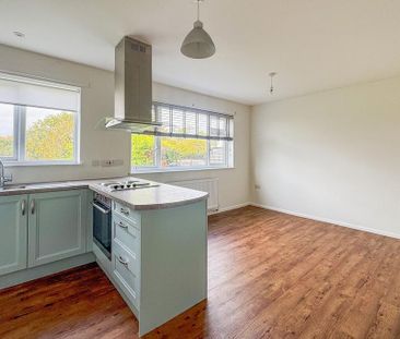 3 bedroom semi-detached house to rent - Photo 3