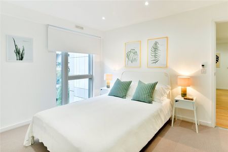 Balham Hill, London, SW12 flat to rent - Photo 2