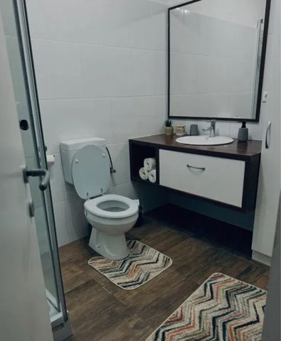 Garsoniera pretabila regim hotelier in centrul Brasovului - Fotografie 5