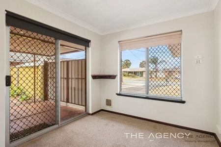 Welcome to 9 Beechcoft Place, Camillo! - Photo 4