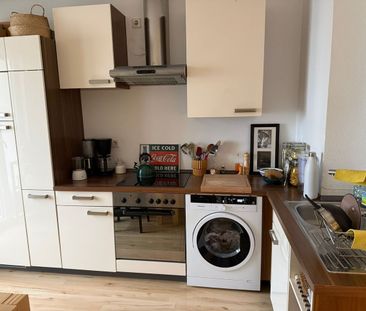 gepflegte 1 ZKB/Balkon-Wohnung mit Einbauküche - Photo 4