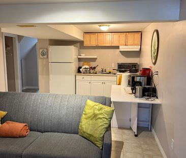 For Lease - 2402 Belyea Street, Oakville, Ontario - Photo 4