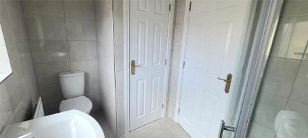 16 Derrymore Meadows, Bessbrook, Newry, BT35 7GA - Photo 5