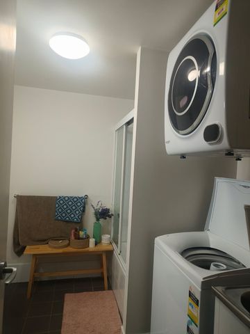 8/300 Sir Fred Schonell Drive, St Lucia, QLD 4067 - Photo 5