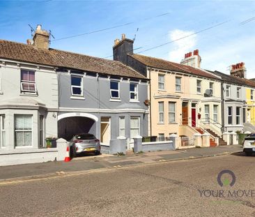 1 bedroom flat to rent - Photo 2