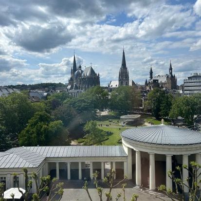 Gemütliche Dachgeschoss-Wohnung am Elisenbrunnen mit Blick auf den Aachener Dom - Foto 1