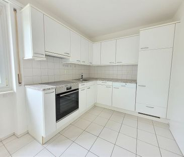 4 1/2-Zimmerwohnung, 1./2. Stock links - Photo 2
