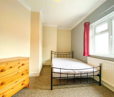 4 bedroom terraced house to rent - Photo 1