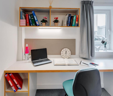 1 bedroom in a flat share to rent - Photo 5