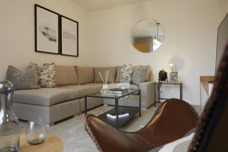 3 bedroom semi-detached house to rent - Photo 3