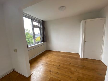 W.H. van Leeuwenlaan 136, Agnetaparkbuurt, 2613ZH, Delft - Foto 2