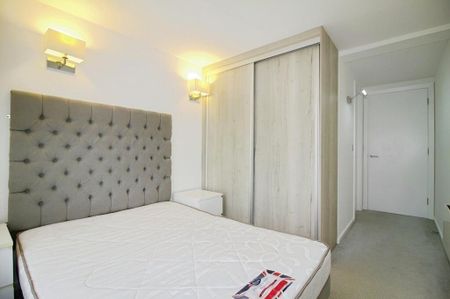 2 Bed Flat, Whitehall Waterfront, LS1 - Photo 4