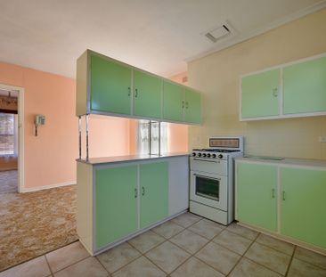 3 BEDROOM HOME WITH SHED - Photo 6