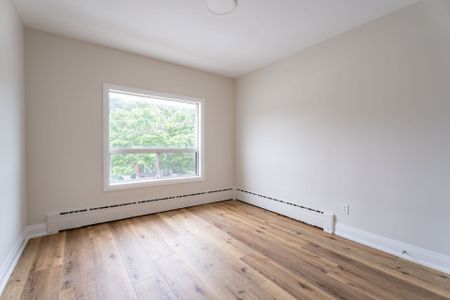 For Lease - 366 Royal York Road Unit# 1, Toronto, Ontario - Photo 4
