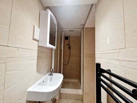 Studio Flat, Birch Polygon, M14 - Photo 5