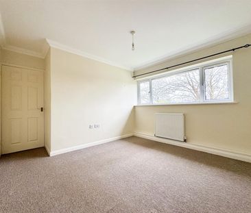 Woodsgate Park, Bexhill-On-Sea, TN39 4DL - Photo 6