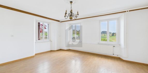 MODERN WITH HISTORICAL CHARM - Photo 2