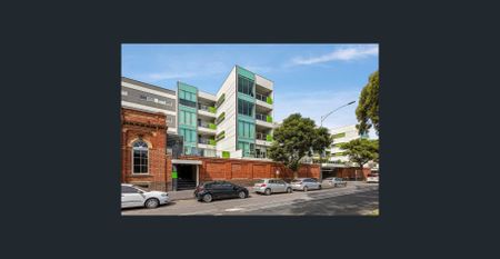 Light Filled Top Floor Apartment in a Prime Lifestyle Pocket - Photo 3