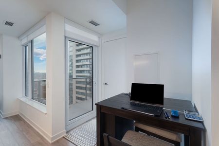 For Lease - 11 Yorkville Avenue Unit# 1905, Toronto, Ontario - Photo 4