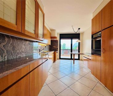 Attico di 3.5 locali di 145 m² con ampie terrazze e vista aperta - Foto 4