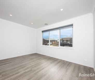 Lovely Home in Great Area - Photo 2