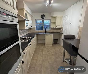 2 bedroom maisonette to rent - Photo 3