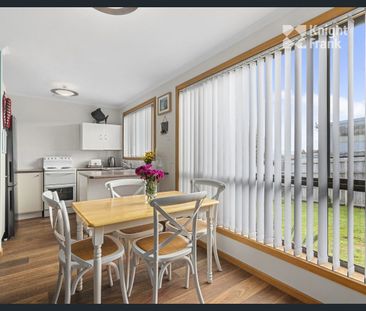 Comfortable 2-bed unit with garden - Margate - Photo 3