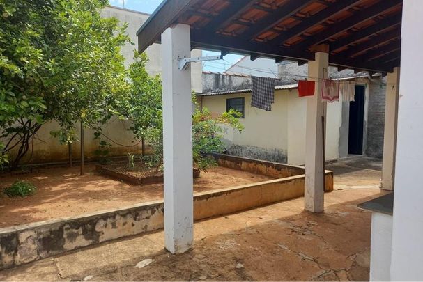 CASA COM DOIS QUARTOS PARA LOCAÇÃO NO PARQUE DO ESTADO ll, EM MOGI MIRIM. - Foto 1