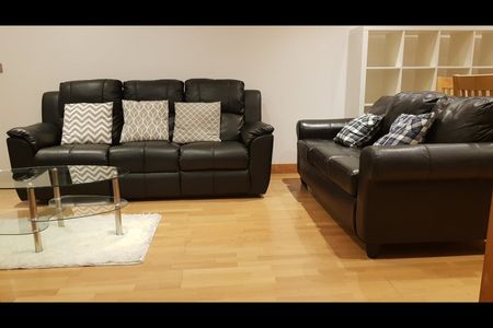 3 Bed Flat, Roach Road, E3 - Photo 2