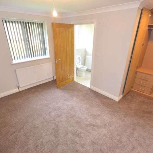 Cotehouse, Wokingham Road, Earley, Reading, Berkshire, RG6 - Photo 1