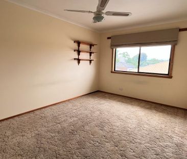 Double Storey 4 Bedroom Home plus Study – South Shepparton - Photo 1