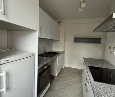 3 PIECES MEUBLE - CHATOU, - Photo 3