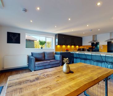 OX Living is proud to present this high-quality 7-bedroom co-living... - Photo 2