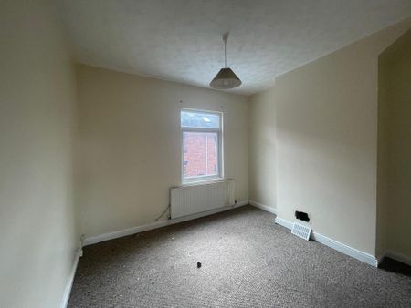 2 bedroom terraced house to rent - Photo 3