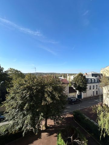 Location Appartement 2 pièces 56m² ST GERMAIN EN LAYE 78100 - Photo 5