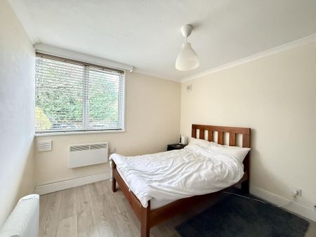 2 bedroom ground floor maisonette to rent - Photo 5