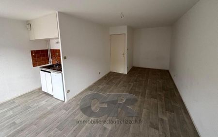 Location Appartement 1 pièce 31m² MONTIGNY LES METZ 57950 - Photo 3