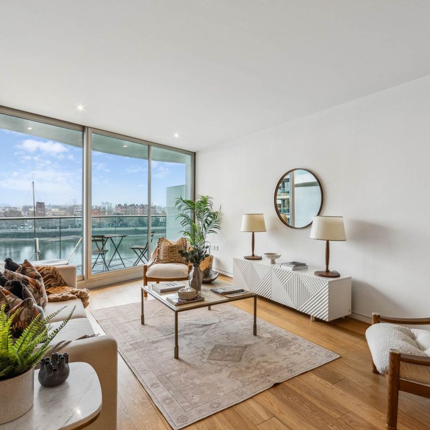 Price £1,655 pw - Available Now - Unfurnished - Photo 1