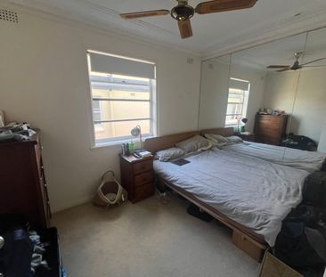 Bondi Beach - Photo 6